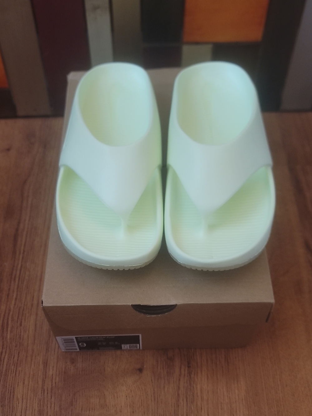 Nike Calm Flip flop BARELY Volt/ Barely DISCRET W9